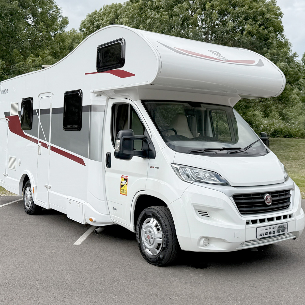 6/7 berth motorhome rental derbyshire